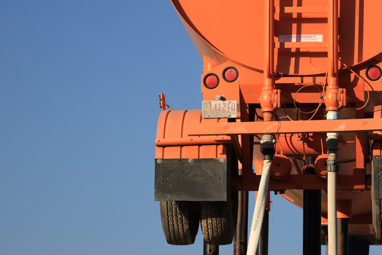 Czym dokładnie są zbiorniki dwupłaszczowe?